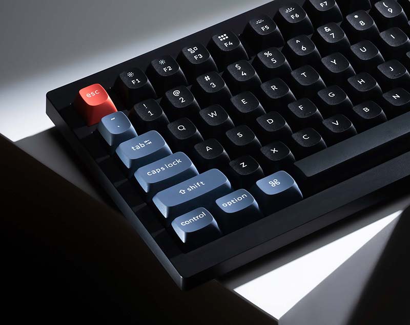 Bàn phím cơ Keychron V1 Full Assembled Black Translucent Led RGB ...