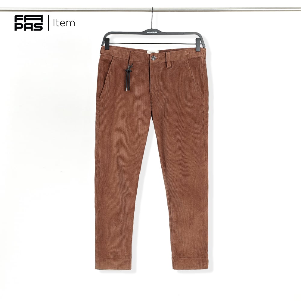 Quần chinos Nhung Cropped Fit