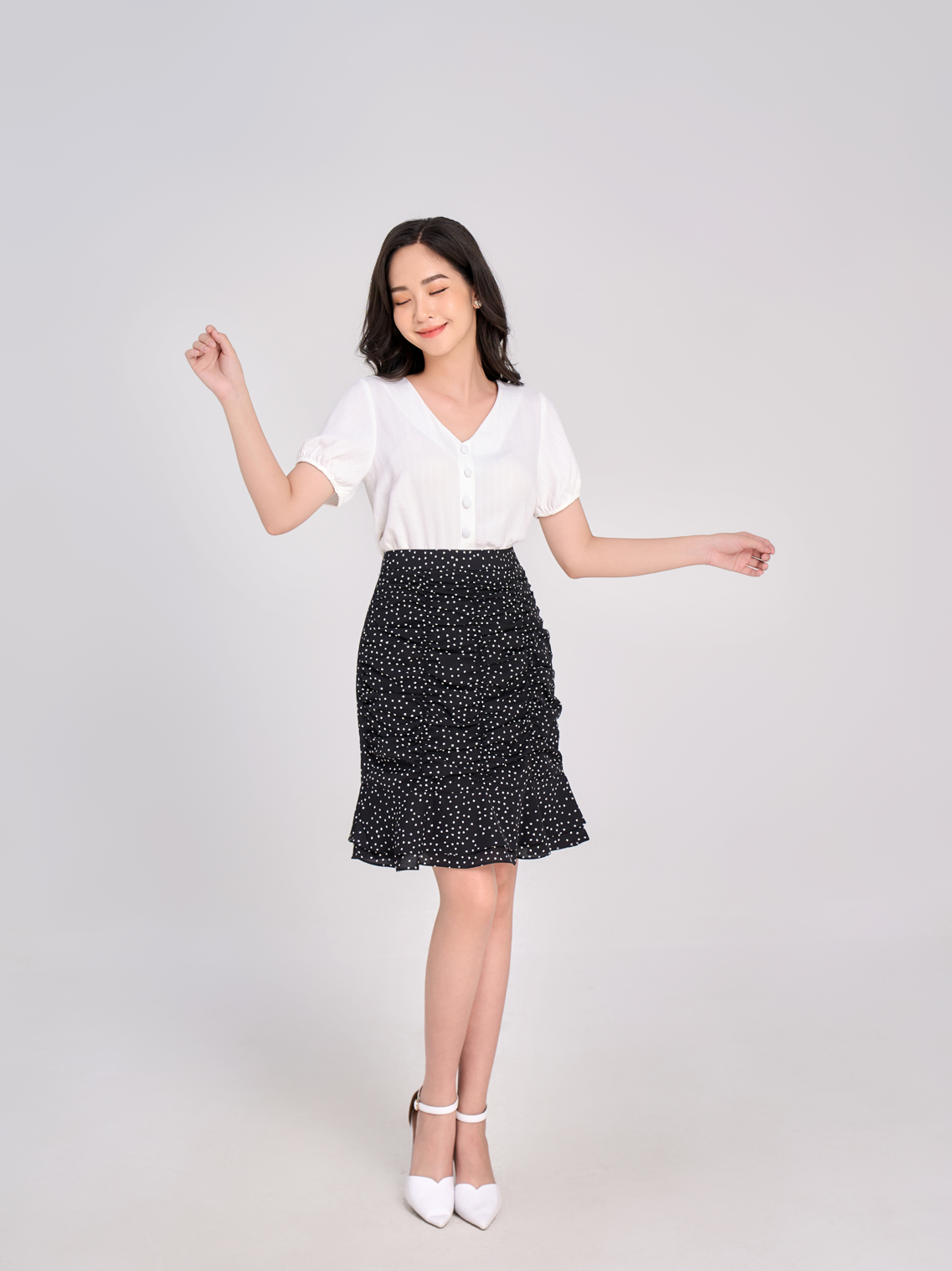 Chân Váy Chữ A Chấm Bi Rút Dây Sườn