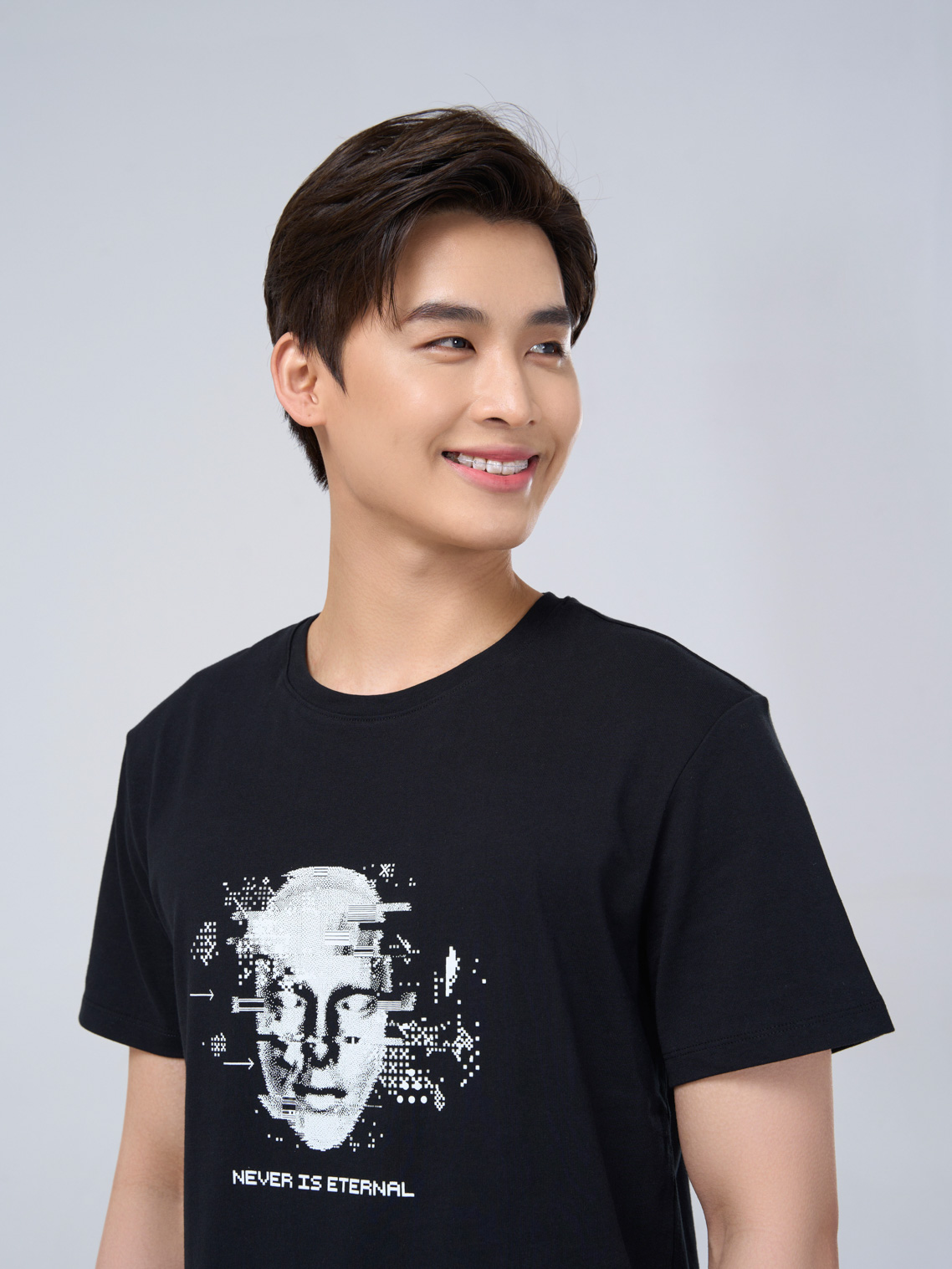 Áo Thun Nam Cổ Tròn In Hình Dot Face