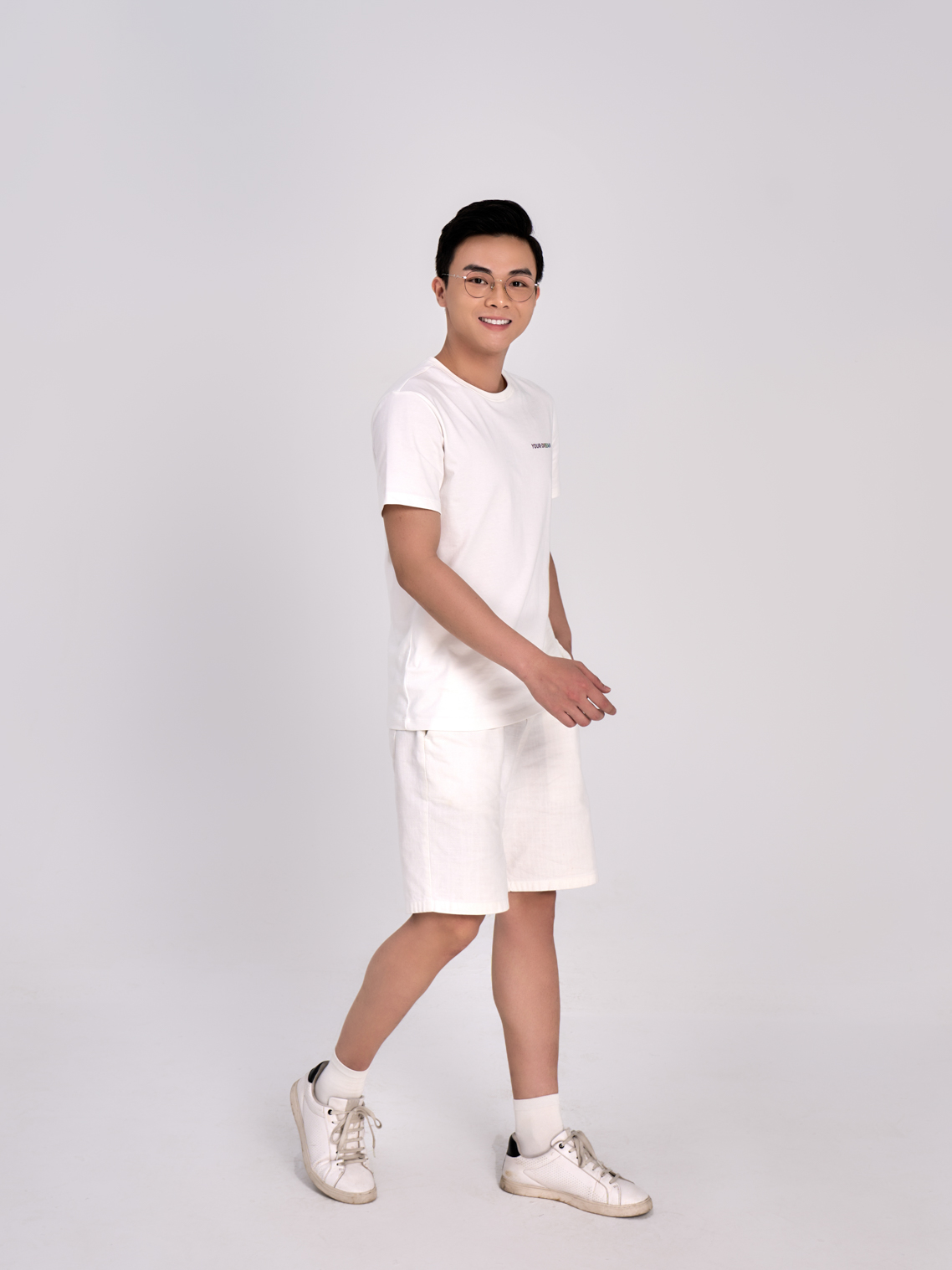 Áo Phông Nam Cotton Compact In Chữ Phản Quang