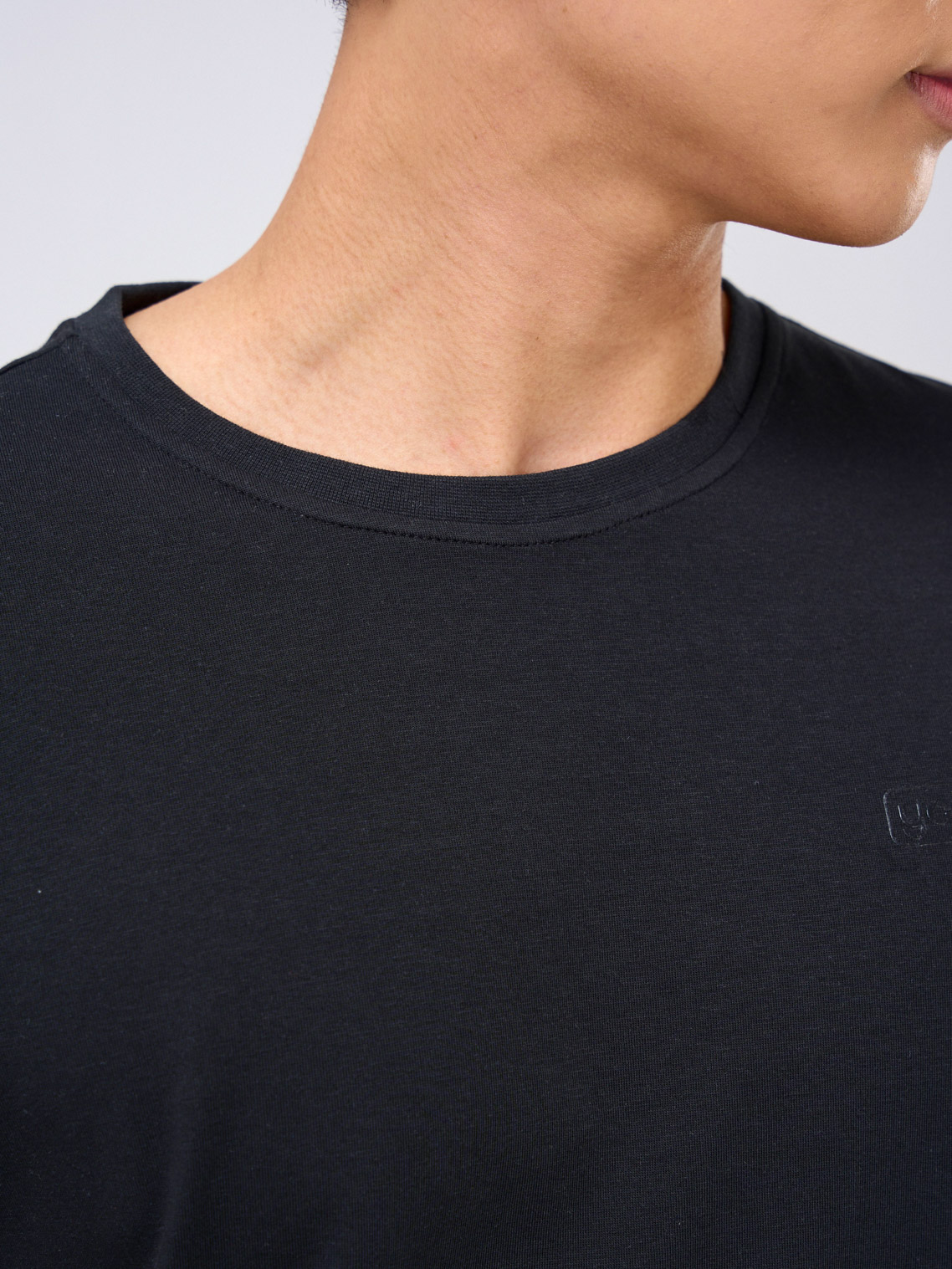 Áo Phông Nam Vải Iscra Siêu Mềm Mịn