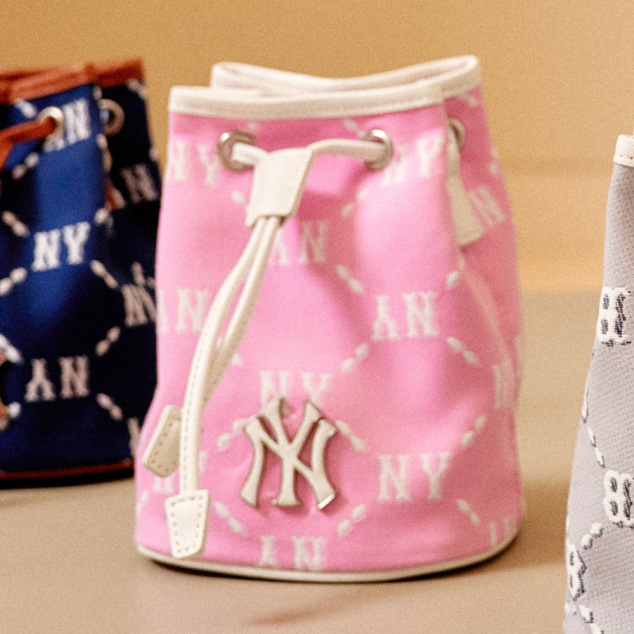 Túi MLB Diamond Monogram Jacquard Mini Bucket Bag New York Yankees Pink