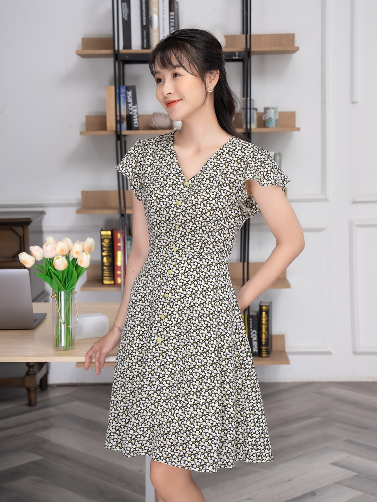 Váy Hoa Nhí Cổ Tim Tay Cánh Tiên