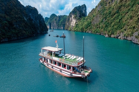 ARCADY cruise - Halong 1 day with Limousine - Group 32 people max