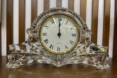 Đồng hồ pha lê cao cấp để bàn Bohemia (cao 16cm x ngang 27cm) - SX tại Séc