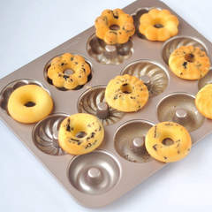 Khuôn bánh 12 hình Donut 3 mẫu hoa văn Chefmade WK9223