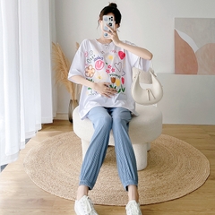 Áo thun nữ tay ngắn phông trắng kiểu Nhật, họa tiết graffiti, form rộng, cotton - ATN002