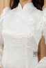 Áo dài cô dâu gấm trắng tay phồng 4 tà nền hồng lớn ADT203