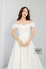 Váy cưới phi nhật cúp ngực tay xếp organza trắng VC831
